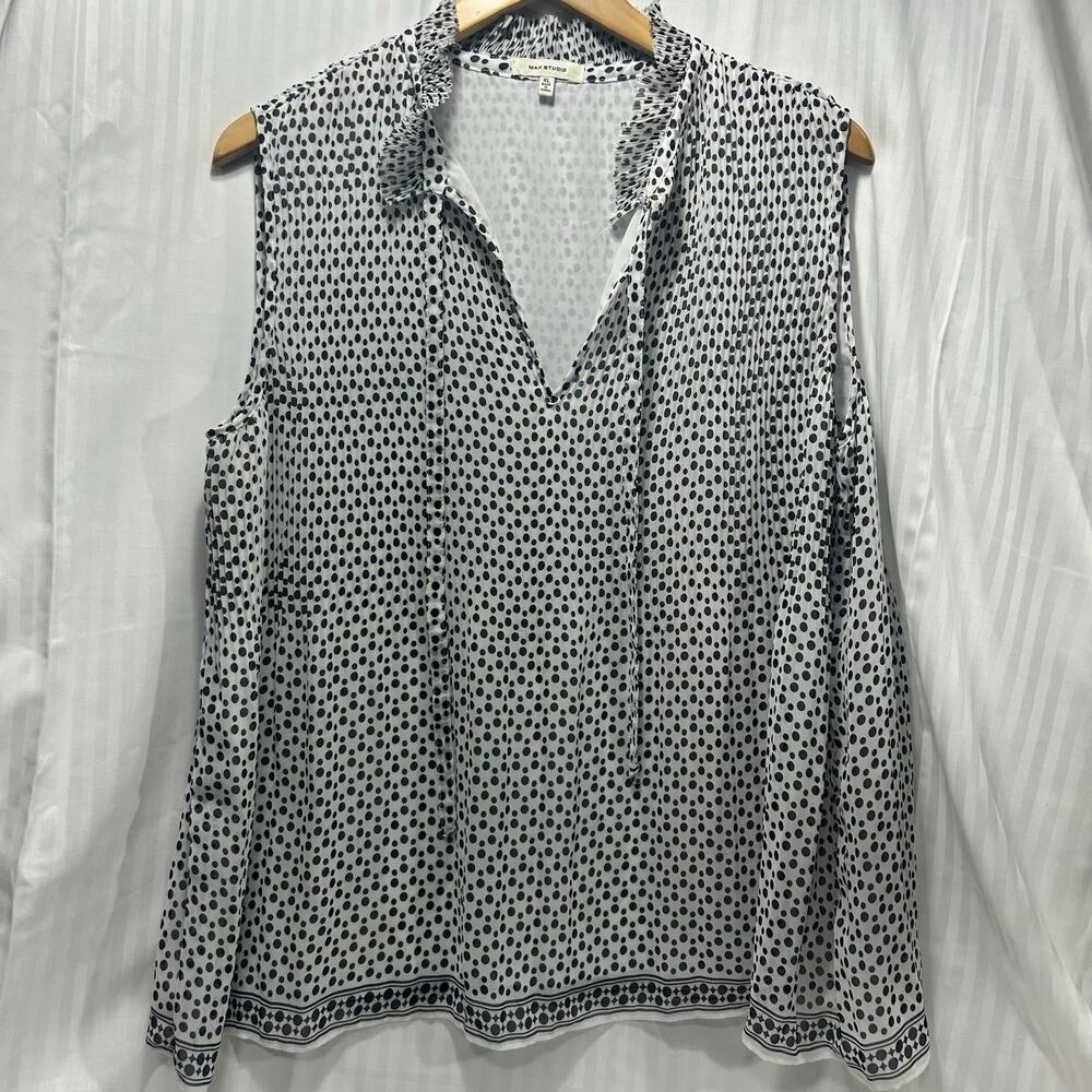 Women’s Max Studio Top XL Black And White Polka Dot